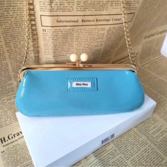 Miu Miu Parfums Collection Tiffany Blue Clutch Gold Kiss-lock Patent Finish - Picture 5 of 5
